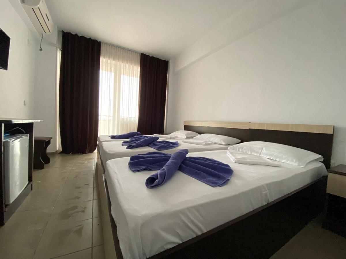 קוסטינסטי Tiberius Residence מראה חיצוני תמונה