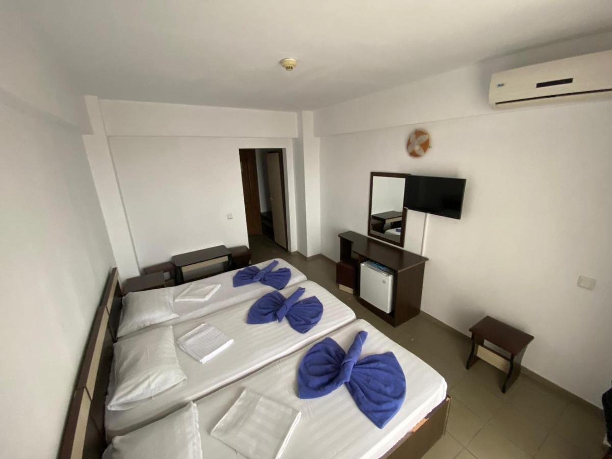 קוסטינסטי Tiberius Residence מראה חיצוני תמונה