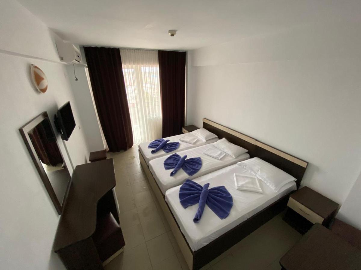 קוסטינסטי Tiberius Residence מראה חיצוני תמונה
