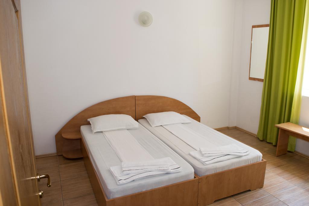 קוסטינסטי Tiberius Residence מראה חיצוני תמונה