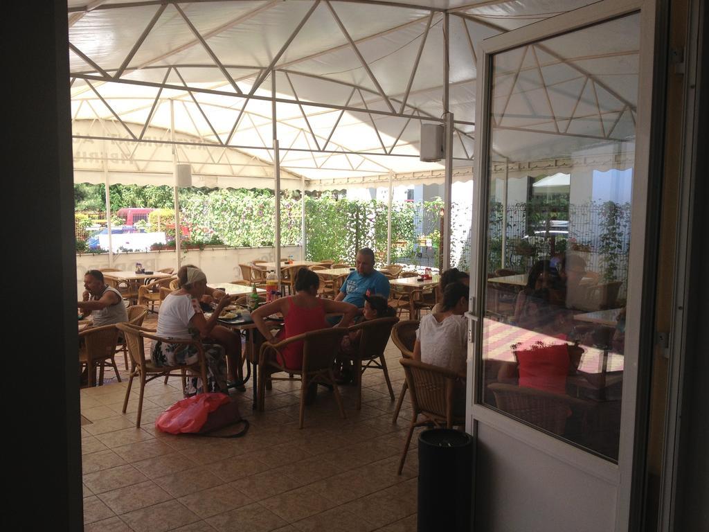 קוסטינסטי Tiberius Residence מראה חיצוני תמונה